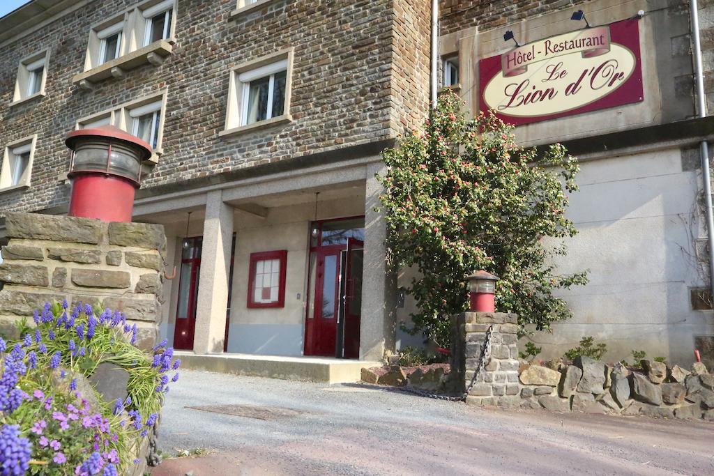 Hotel Restaurant Le Lion D'Or Saint-Hilaire-du-Harcouet Exterior photo
